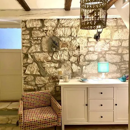 Steinhaus Mit Terrasse * Rovinj